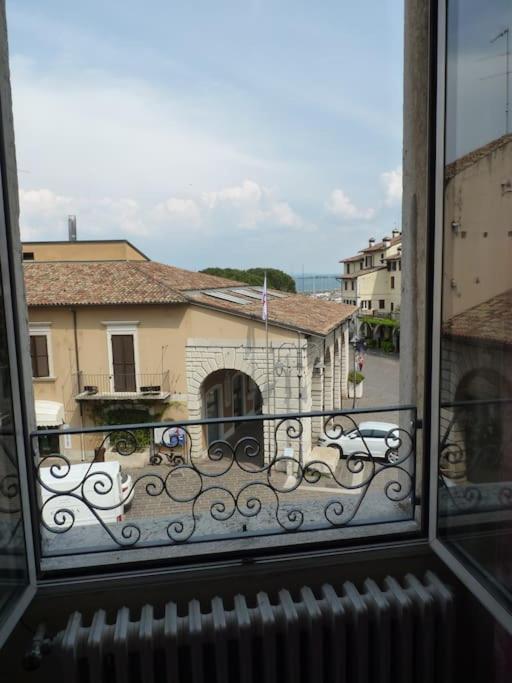Appartamento Palazzo Del Provveditore Vista Lago Desenzano del Garda Exteriér fotografie